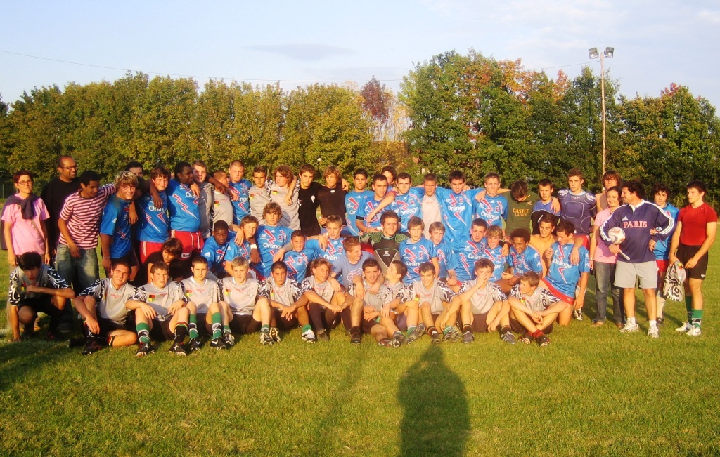 Les cadets de l'ASMB et du Stade Français réunis lors des 25 ans du club (2007)